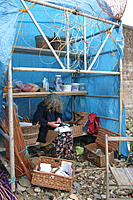 Photo Willow worker at Appledore Arts Festival copyright Pat Adams