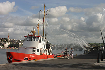 Hitching a ride! - Bideford 