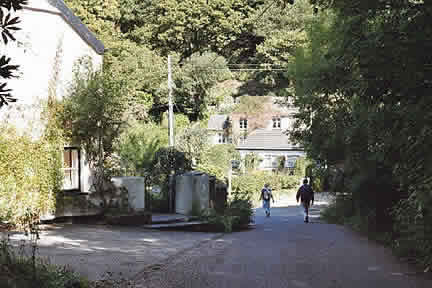 Strollling down to Bucks  past Labernum Cottage /Former Temperance Hotel (or Old Mill ) & Bucks Cliff Hotel